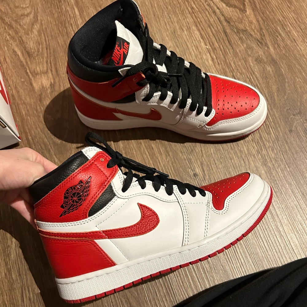 NEW 1’S worn twice